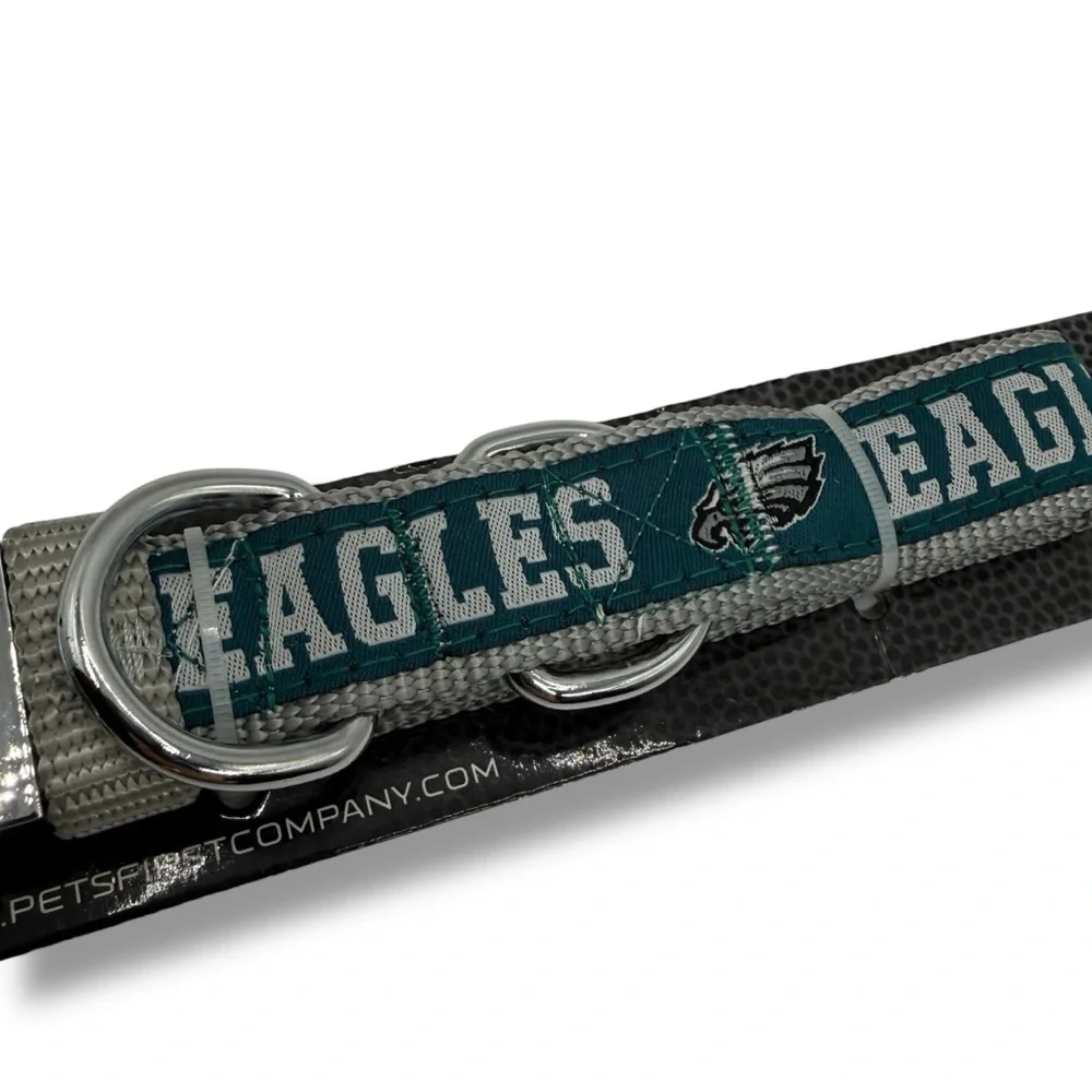Philadelphia Eagles Reversible Dog Collar Sz Medium NFL Licensed Logo Pets First